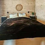 2 Bedroom Lovely In 内斯比恩